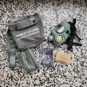 M1 Gas Mask Kit