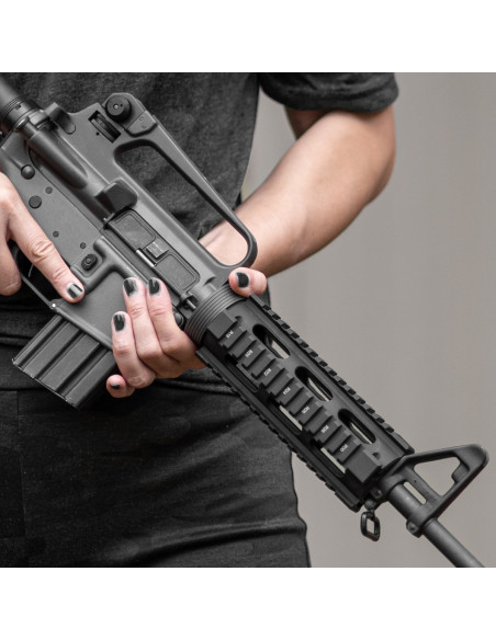 UTG PRO® AR15 Drop-in Quad Rail Handguard, Carbine-length UTG & UTG Pro - 5